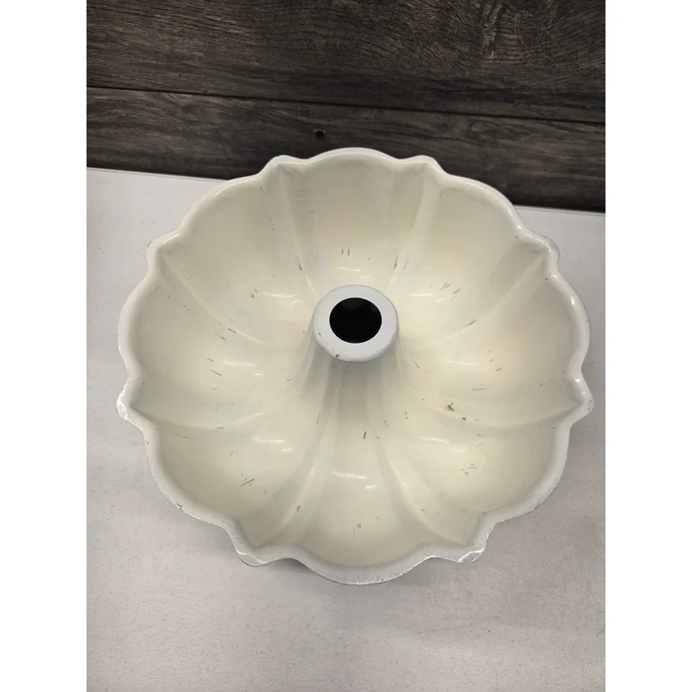 N/A classic fluted